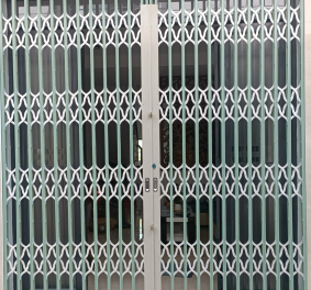 CỬA KÉO ĐÀI LOAN – KHÔNG LÁ U dày 8 dem
